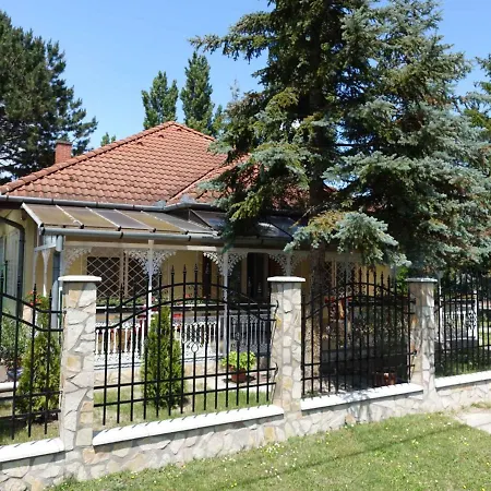 Сasa de vacaciones In - Balaton 19827 Siófok