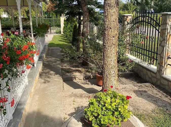 Дом отдыха In - Balaton 19827